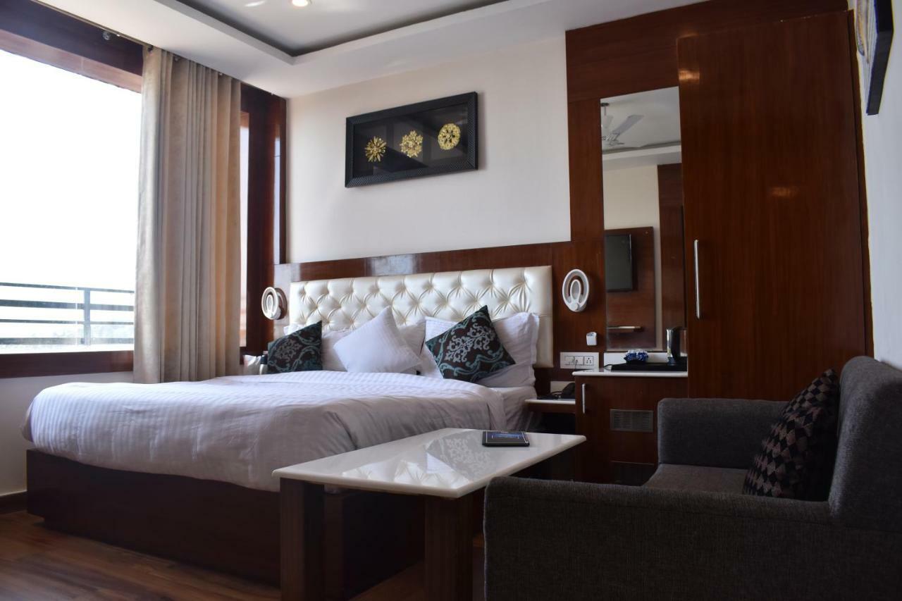 Hotel Black Magic Dharamshala Ngoại thất bức ảnh