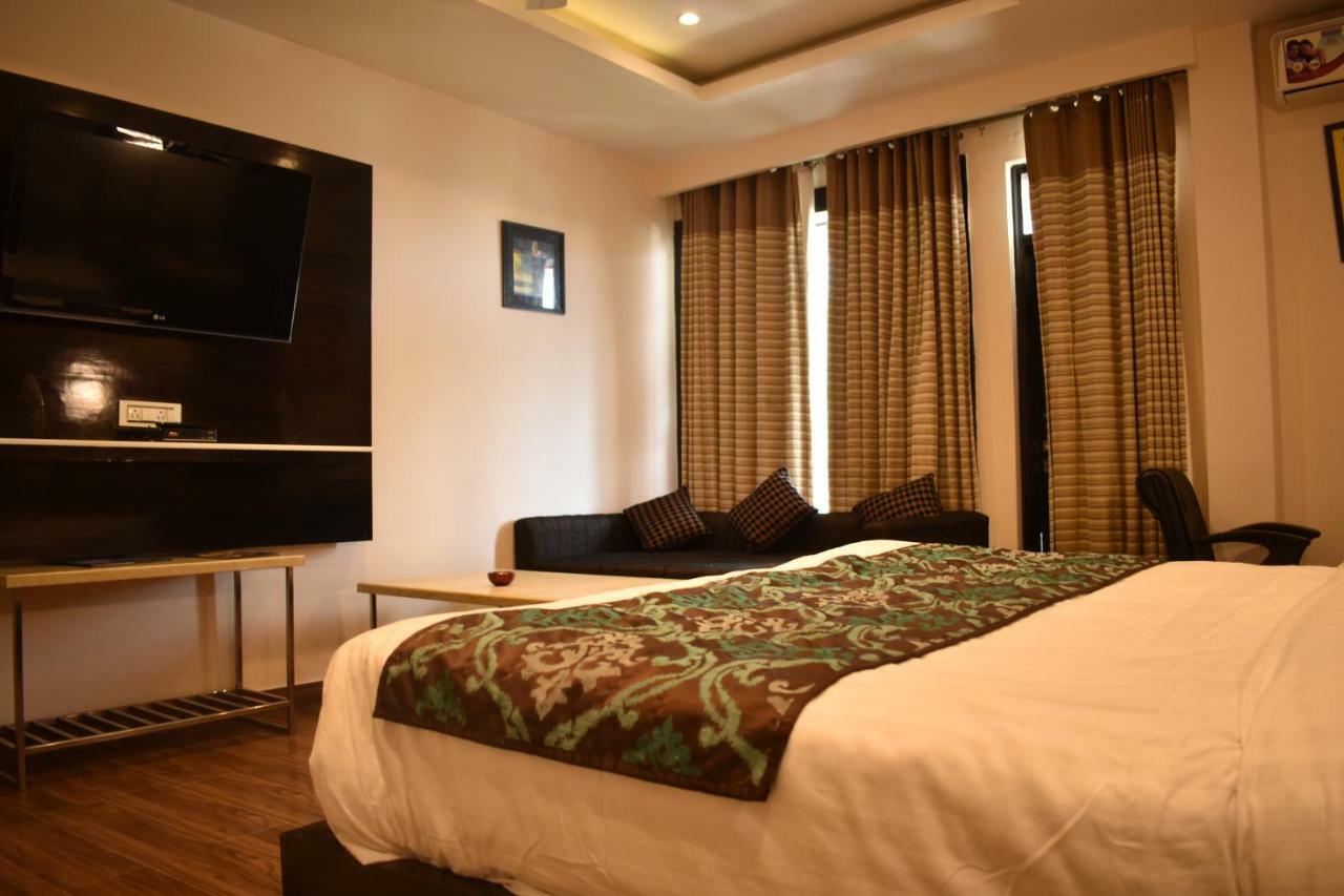 Hotel Black Magic Dharamshala Ngoại thất bức ảnh